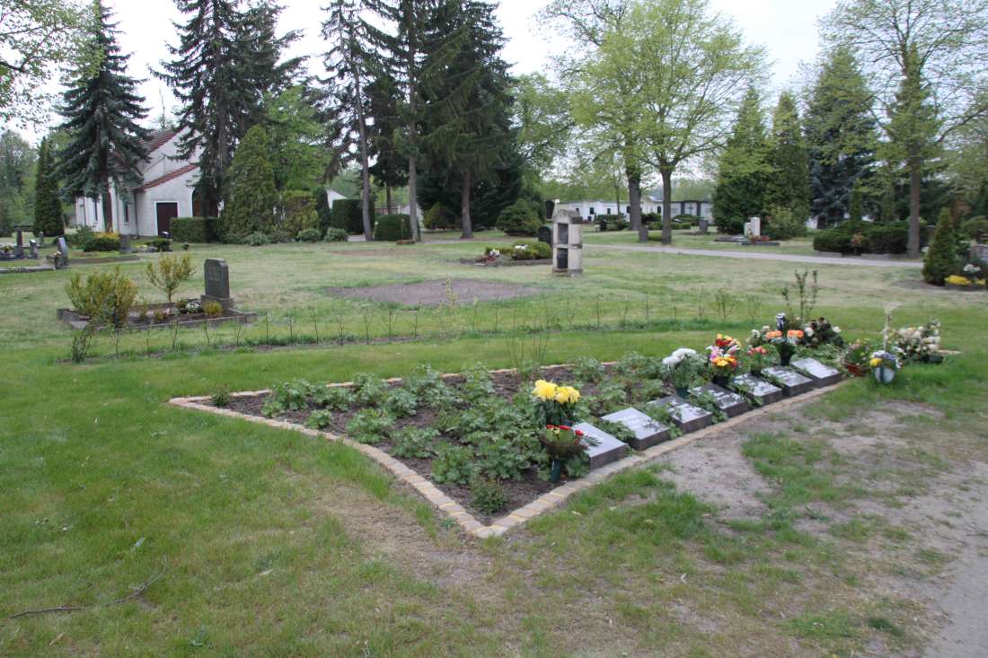 Stadtfriedhof Annaburg Halbanonym_2